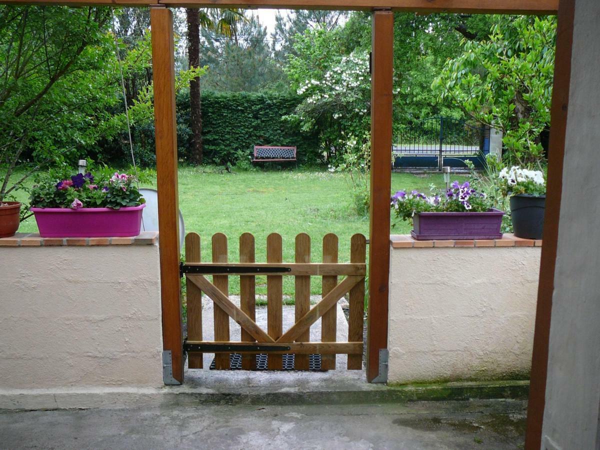 Guesthouse La Burle Parentis-en-Born Exterior photo